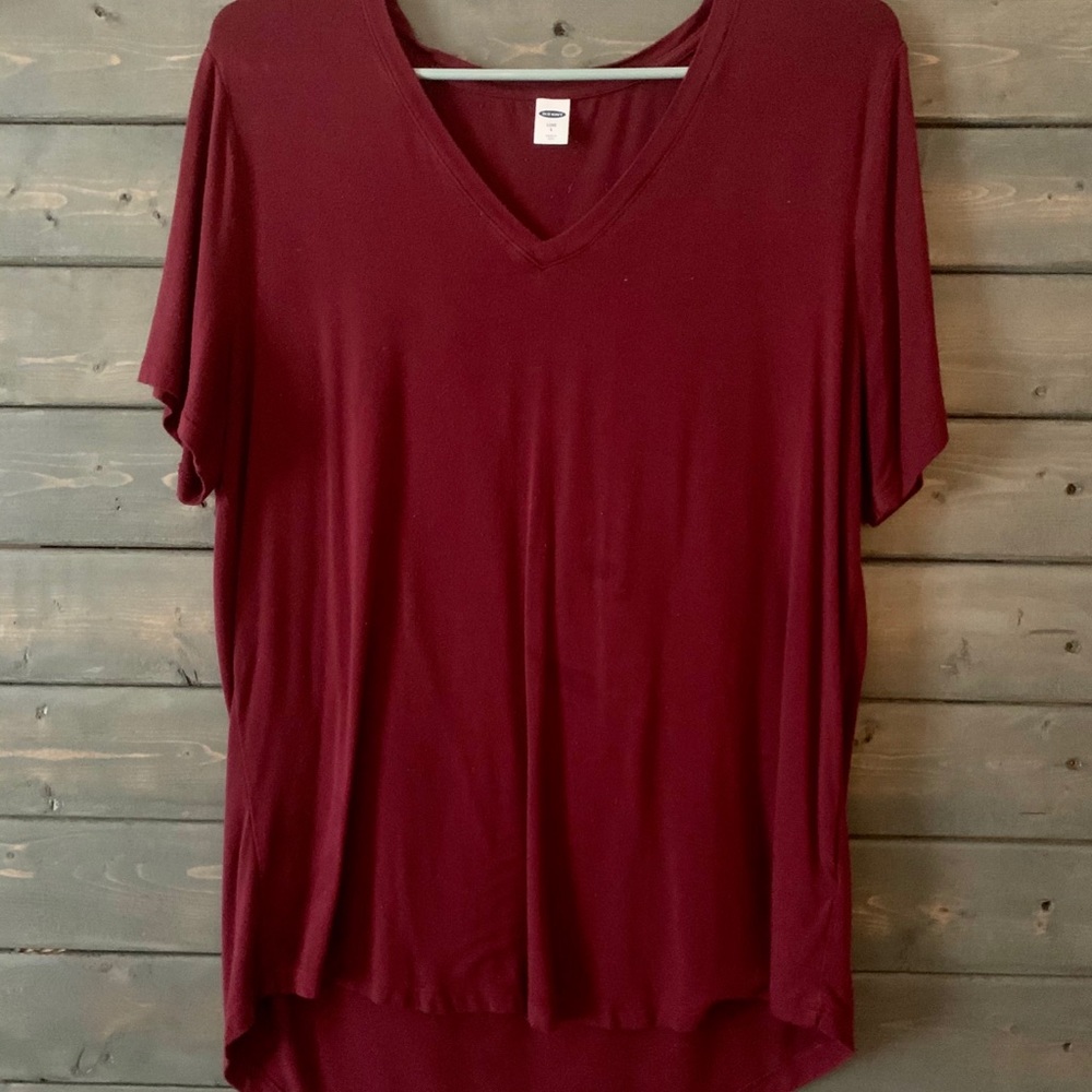 Old navy tee